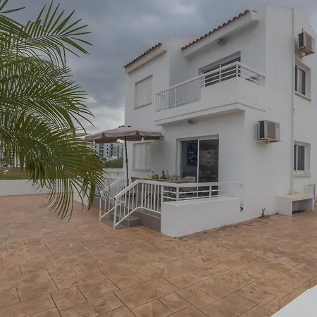 Sun & Sea Seaview Apartamento Protaras